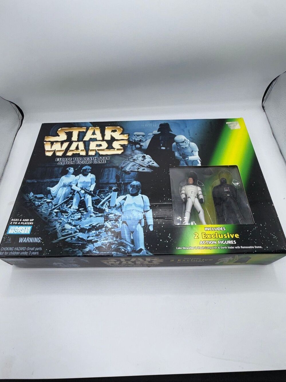 PARKER BROTHERS STAR WARS Escape the Death Star Action Figure Game